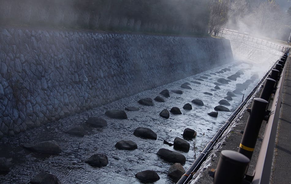 About Yunomine Hot Springs