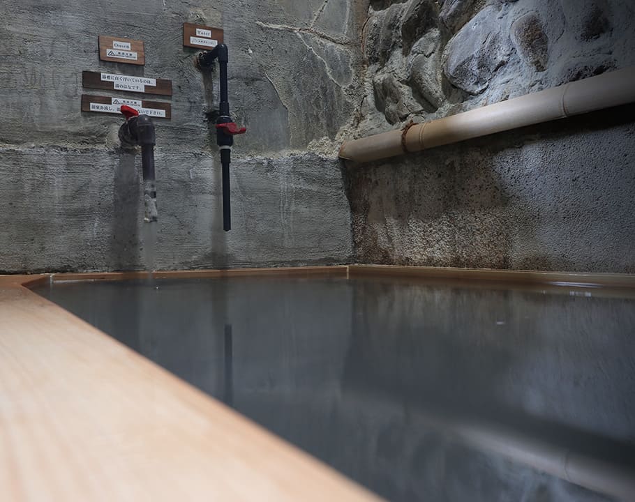 自慢の内湯 源泉かけ流し 湯の峰温泉